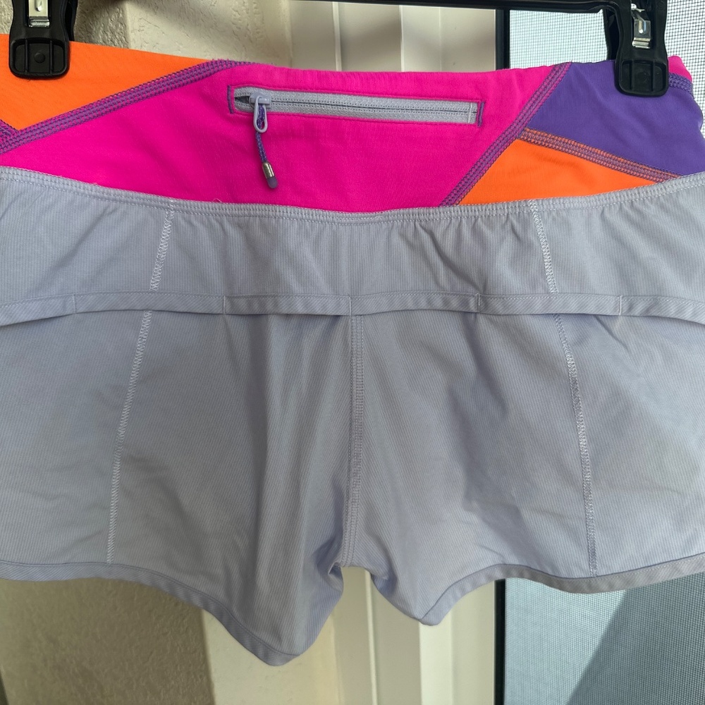 Lululemon Speed Shorts Size 2 - Picture 2 of 3